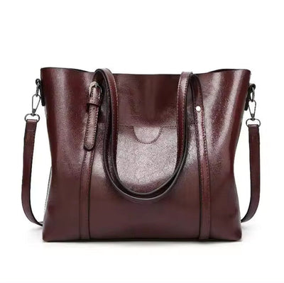 Clara - Elegant Shoulder Bag