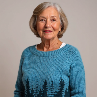 Natalie - Timeless Icelandic Knitwear